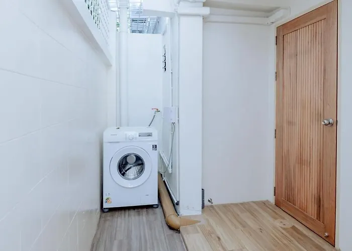 House Ekkamai 3br For 10 Pax Near Ekkamai Bts And Donki Mall バンコク都