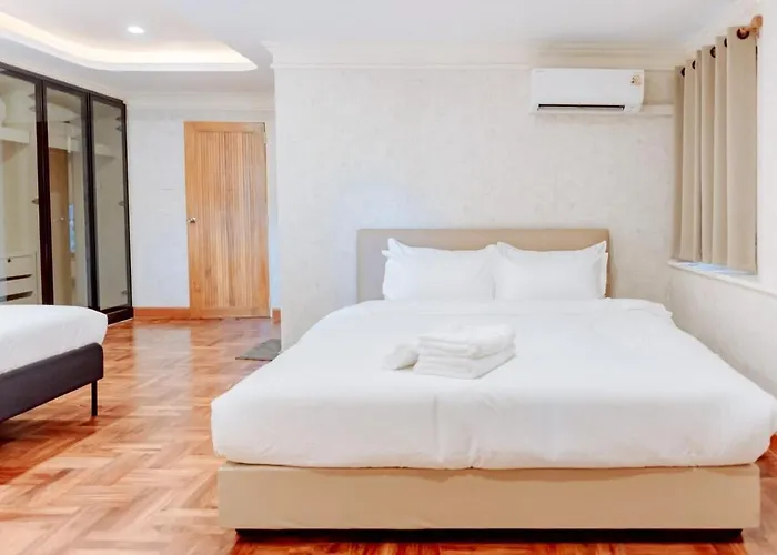 House Ekkamai 3br For 10 Pax Near Ekkamai Bts And Donki Mall * バンコク都