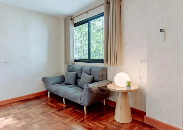 House Ekkamai 3br For 10 Pax Near Ekkamai Bts And Donki Mall ヴィラ バンコク都
