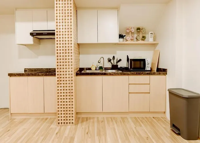 ヴィラ House Ekkamai 3br For 10 Pax Near Ekkamai Bts And Donki Mall