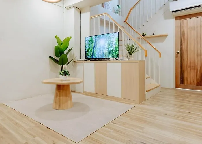 House Ekkamai 3br For 10 Pax Near Ekkamai Bts And Donki Mall