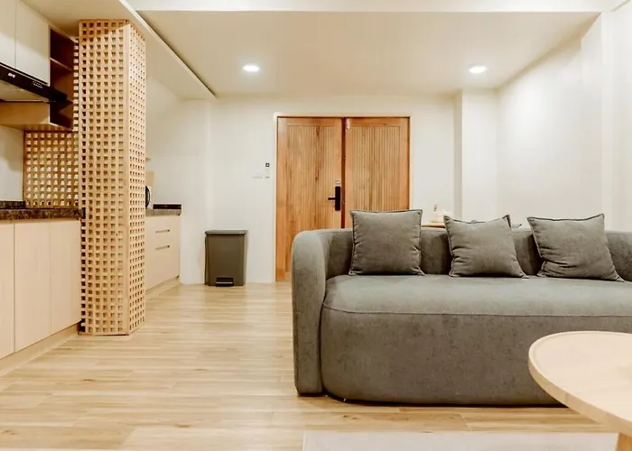 House Ekkamai 3br For 10 Pax Near Ekkamai Bts And Donki Mall ヴィラ