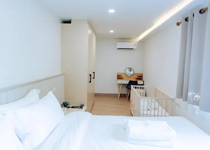 ヴィラ House Ekkamai 3br For 10 Pax Near Ekkamai Bts And Donki Mall バンコク都